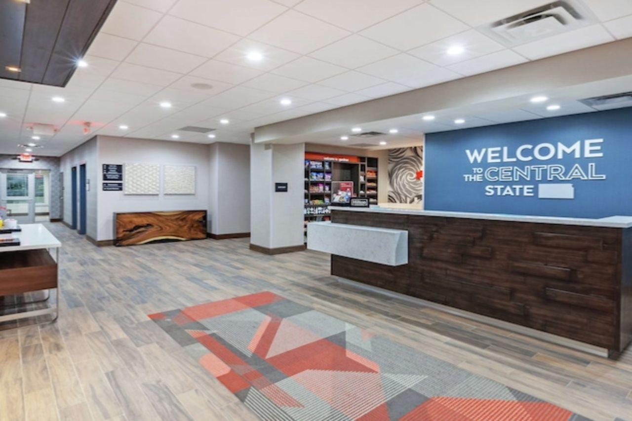 Hampton Inn Gardner Zewnętrze zdjęcie